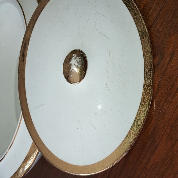 Saxon China 18k gold 6090g covered dish Vintage ivory gold leaf 🌿 trim cira1915 - Picture 7 of 16